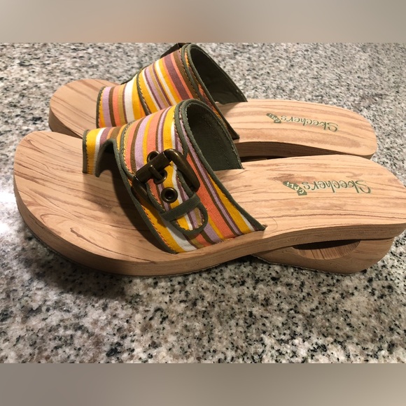 Skechers Cali Soft Faux Wooden Cutout Wedge Sandals Size 10 - Picture 1 of 16